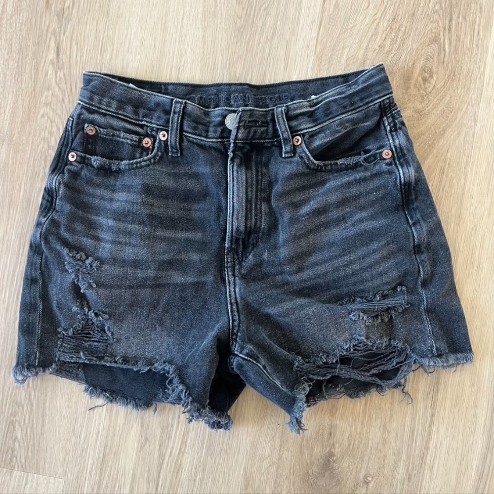 American Eagle 90’s Boyfriend High Rise Jean Shorts Destroyed Black Gray 0 - Picture 1 of 9